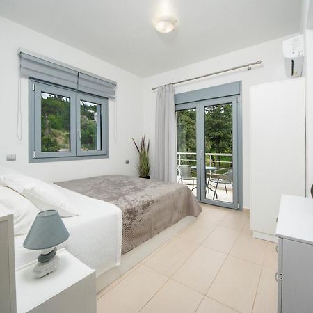 Dias Luxury Villa Koskinou  エクステリア 写真