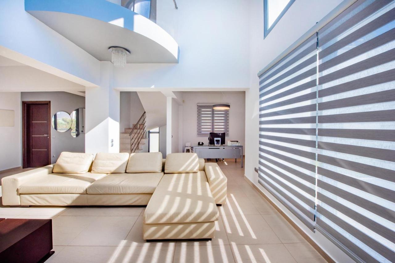 Dias Luxury Villa Koskinou  エクステリア 写真